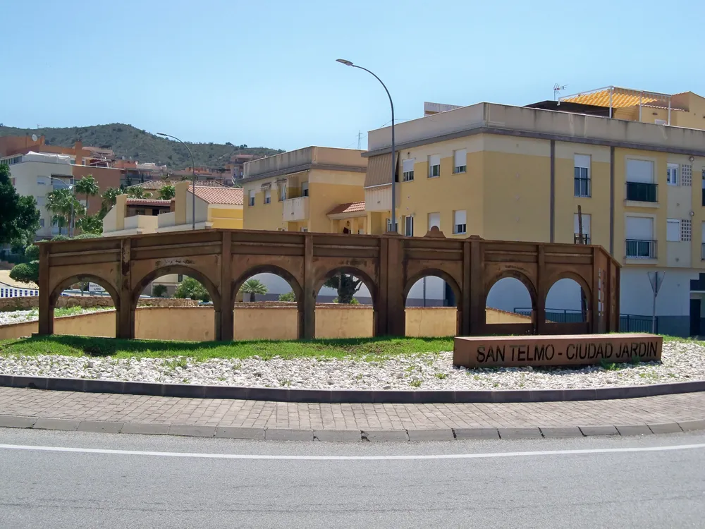San_Telmo_Aqueduct_(Sculpture)