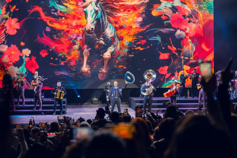 ALEJANDRO FERNÁNDEZ_STARLITE CHRISTMAS_12.12.24 (9)