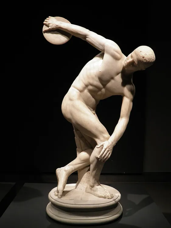 The_Discobolus_Lancellotti_Roman_copy_of_a_5th_century_BC_Greek_original_by_Myron_Hadrianic_period_Palazzo_Massimo_alle_Terme_11398129933