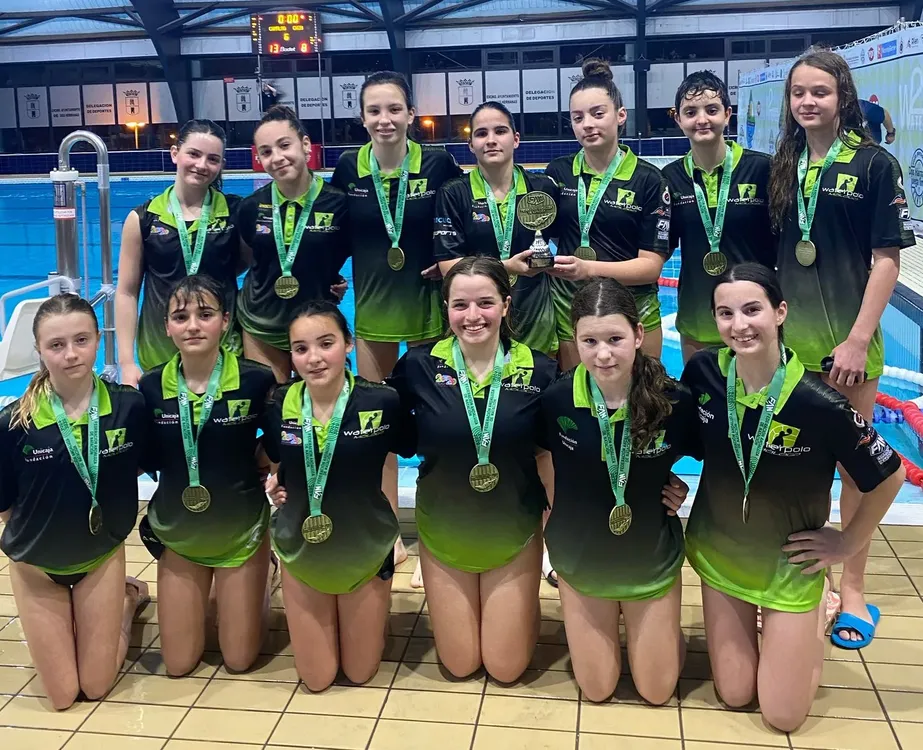 43.- Campeonas Liga Andaluza Infantil Femenina