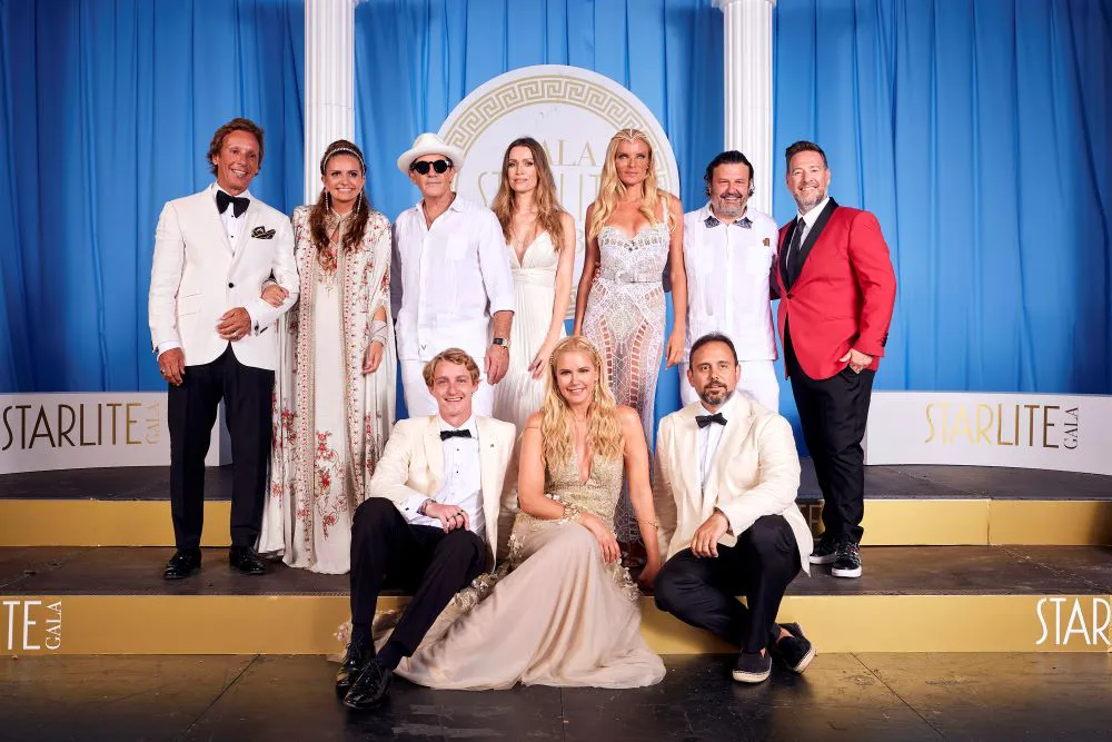 ALEJANDRO GRAVIER, SANDRA GARCIA-SANJUAN, ANTONIO BANDERAS, NICOLE KIMPEL, ESTHER CAÑADAS, DOMINGO ZAPATA, CARLOS LATRE, BALTHAZAR GRAVIER, VALERIA MAZZA E IGNACIO MALUQUER GALA STARLITE 2023