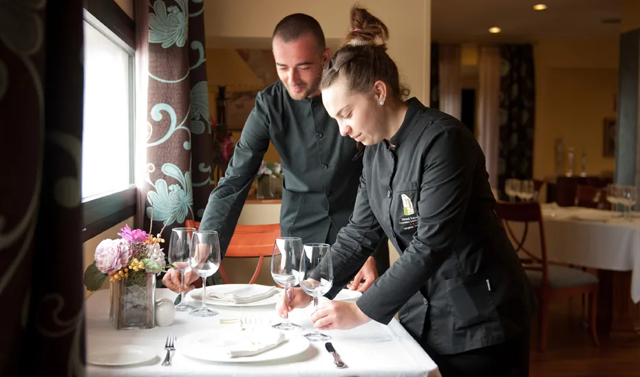 1536235695830HosteleriaEstandar