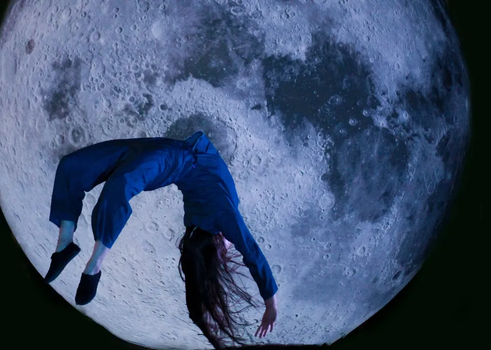 2. Physical_Momentum_Obra_Delay_Foto_William_Castillo (1)