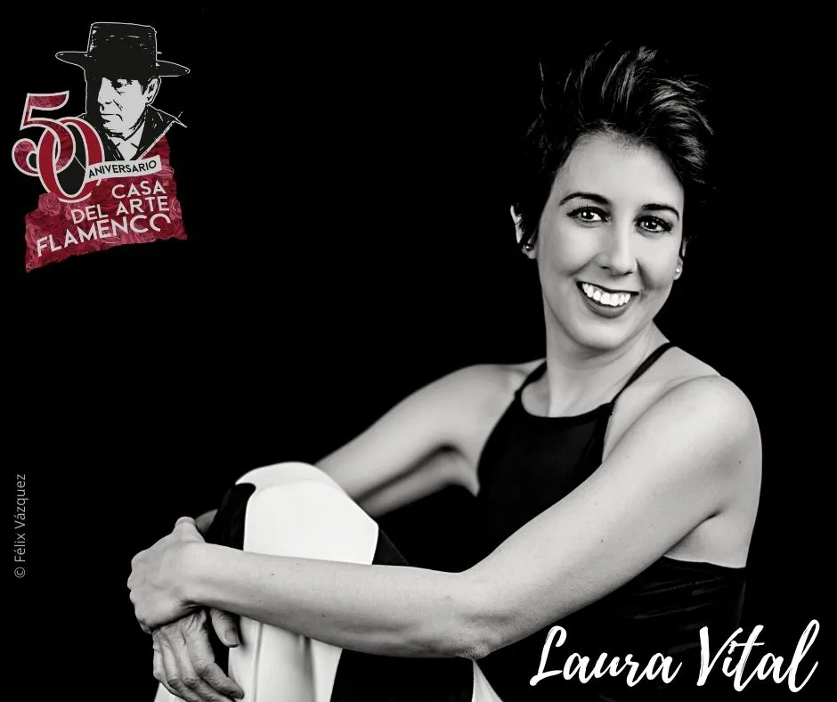 FOTO DE LAURA VITAL. EN BLANCO Y NEGRO.  CASA DEL ARTE ANTONIO MAIRENA.