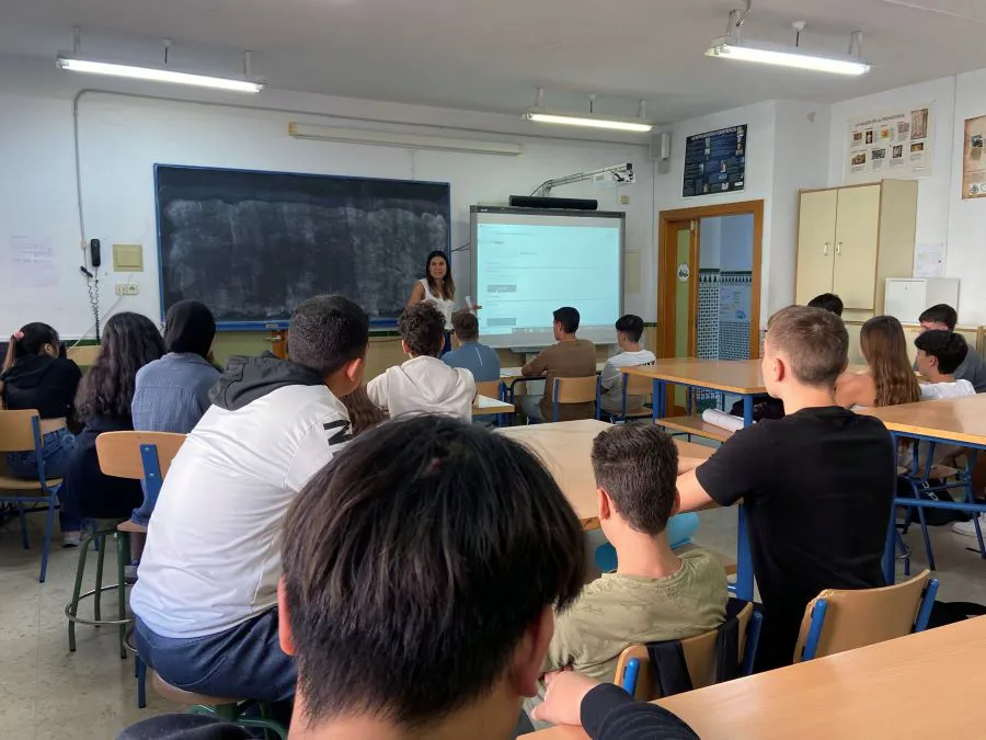 stay-healthy-jovenes-fundacion-quironsalud-marbella