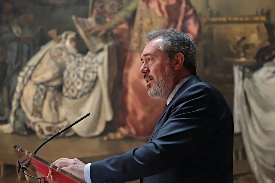El portavoz del PSOE en el Senado, Juan Espadas, en una intervención | Foto de PSOE Senado