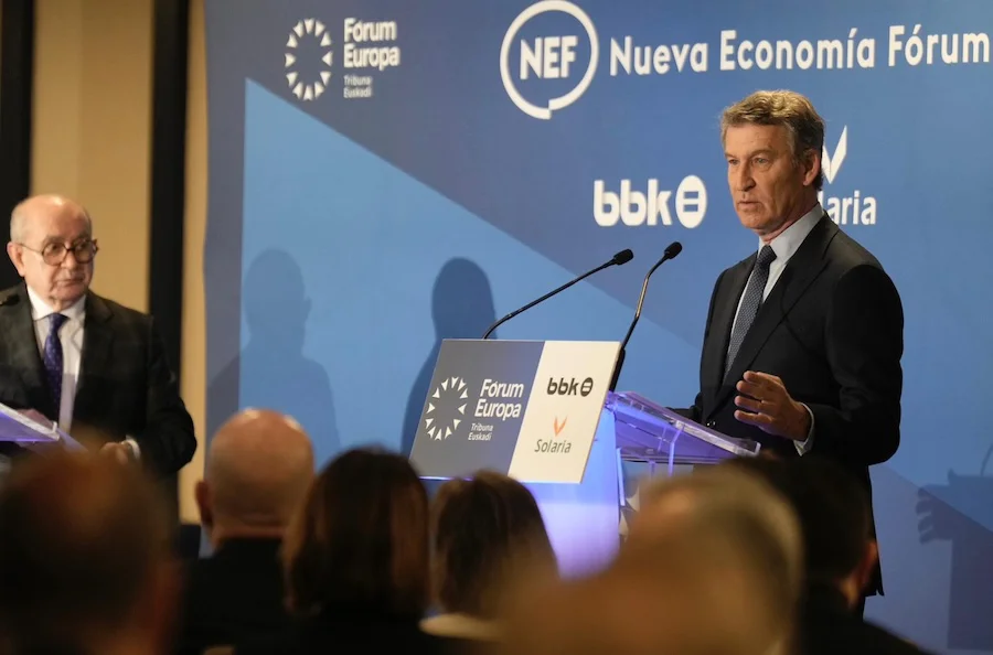 Alberto Núñez Feijóo interviene en un desayuno de Nueva Economía Fórum en Bilbao | Foto de PP/Tarek