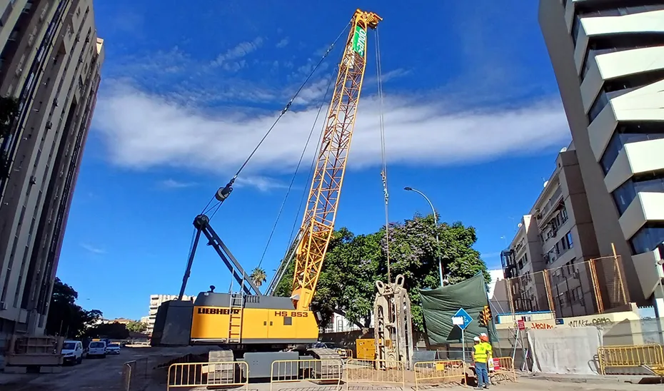 1727865093280MetroMalagacalleHileraest